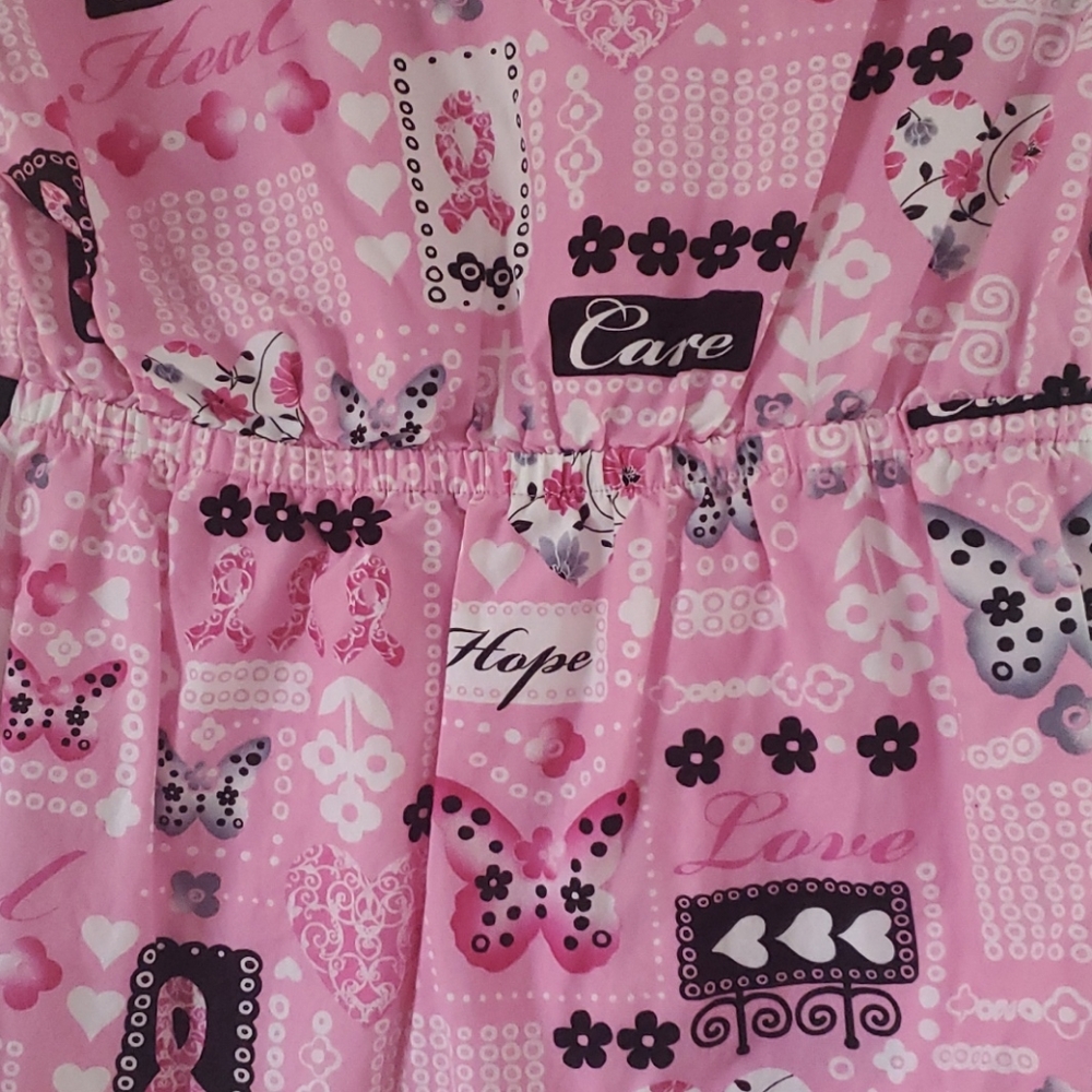 Scrub Top - Picture 3 of 4